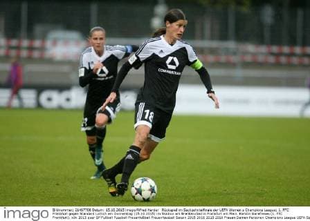 Rückspiel im Sechzehntelfinale der UEFA Women s Champions League: 1. FFC Frankfurt gegen Standard Lüttich am Donnerstag (15.10.2015) im Stadion am Brentanobad in Frankfurt am Main. Kerstin Garefrekes (1. FFC Frankfurt).
