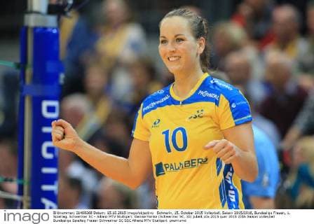 Schwerin, 15. October 2015 Volleyball, Saison 2015 2016, Bundesliga Frauen, 1. Spieltag, Schweriner SC - Allianz MTV Stuttgart: Denise Hanke (Schweriner SC, 10) jubelt
