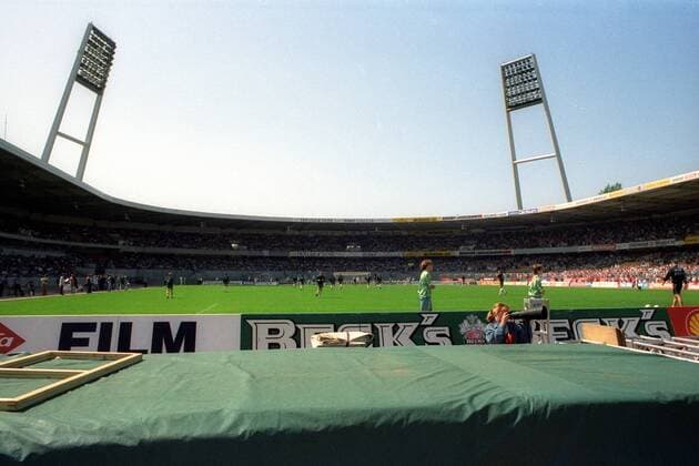 SV Werder Bremen, Sieger des Europapokals der Pokalsieger 1991 1992, das Weserstadion feiert das glorreiche Team