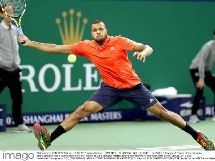 (151017) -- SHANGHAI, Oct. 17, 2015 -- Jo-Wilfried Tsonga of France hits a return to Rafael Nadal of Spain during their semifinal match at the Shanghai Masters tennis tournament in Shanghai, east China, on Oct. 17, 2015. Jo-Wilfried Tsonga won 2-1.) (SP)CHINA-SHANGHAI-TENNIS-SHANGHAI MASTERS (CN) FanxJun 