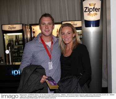 TENNIS - WTA Tennis Damen Generali Ladies 2015 LINZ,AUSTRIA,18.OCT.15 - TENNIS - WTA Tour, Generali Ladies. Image shows Michael Achleitner and Patricia Mayr-Achleitner (AUT). GEPAxpictures xWalterxLuger