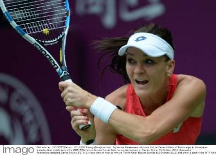 Agnieszka Radwanska returns a shot to Danka Kovinic of Montenegro in the women s singles final match during the 2015 WTA Tennis Damen Tianjin Open tennis tournament in Tianjin, China, 18 October 2015. Agnieszka Radwanska defeated Danka Kovinic 6-1, 6-2 in less than an hour to win the Tianjin Open title on Sunday (18 October 2015) and clinch a spot in the WTA Finals in Singapore. The second-seeded Radwanska broke Kovinic five times and saved all five break points she faced. The Polish player didn t lose a set in five matches this week to win her 16th career WTA Tour title. Radwanska became the fifth player to qualify for the year-end championships, joining Maria Sharapova, Simona Halep, Petra Kvitova and Garbine Muguruza in the field. Top-ranked Serena Williams is skipping the tournament to rest and recover from injuries. Radwanska has qualified for the WTA Finals for the fifth consecutive year. Radwanska wins Tianjin Open to qualify for WTA Finals  20151018_66189