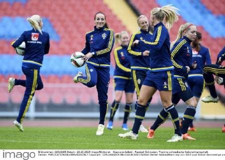 Kosovare Asllani - Fussball Schweden, Training schwedische Nationalmannschaft Damen.  Copyright: CARLxSANDIN BB151019CS001
