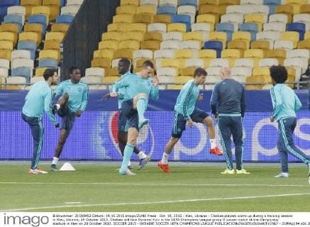 Oct. 19, 2015 - Kiev, Ukraine - Chelsea players warm up during a training session in Kiev, Ukraine, 19 October 2015. Chelsea will face Dynamo Kyiv in the UEFA Champions League group G soccer match at the Olimpiyskiy stadium in Kiev on 20 October 2015. SOCCER 2015 - UKRAINE SOCCER UEFA CHAMPIONS LEAGUE - ZUMAg194