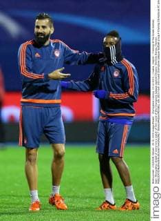 Olympiakos training 19.10.2015., Croatia, Zagreb - Training of the Greek football team Olympiakos ahead of tomorrow s match of 3rd round of the Champions League against Dinamo. Dimitris Siovas, Hernani.  SlavkoxMidzor PIXSELL