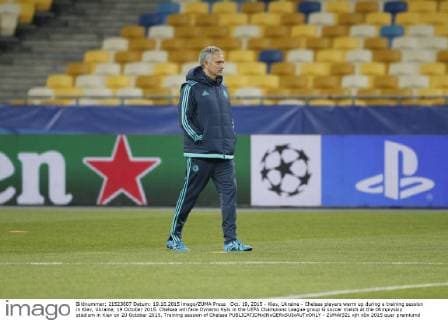 Oct. 19, 2015 - Kiev, Ukraine - Chelsea players warm up during a training session in Kiev, Ukraine, 19 October 2015. Chelsea will face Dynamo Kyiv in the UEFA Champions League group G soccer match at the Olimpiyskiy stadium in Kiev on 20 October 2015. Training session of Chelsea - ZUMAf321