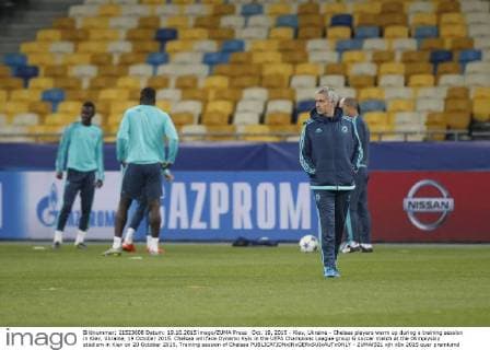 Oct. 19, 2015 - Kiev, Ukraine - Chelsea players warm up during a training session in Kiev, Ukraine, 19 October 2015. Chelsea will face Dynamo Kyiv in the UEFA Champions League group G soccer match at the Olimpiyskiy stadium in Kiev on 20 October 2015. Training session of Chelsea - ZUMAf321