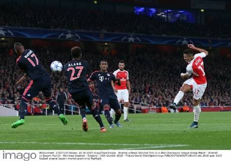 Arsenal s Alexis Sanchez fires in a shot Champions League Group Match - Arsenal vs Bayern Munich - Emirates Stadium - England - 20th October 2015 - Picture David Klein Sportimage EDITORIAL USE ONLY. No use with unauthorised audio, video, data, fixture lists, club league logos or live services. Online in-match use limited to 120 images, no video emulation. No use in betting, games or single club league player publications.