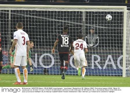 Leverkusen, Deutschland 20. Oktober 2015: Champions League 15 16 - Bayer 04 Leverkusen vs. AS Rom Tor zum 2:3 durch Miralem Pjanic (AS Rom) ot
