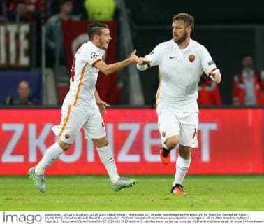 Leverkusen v.l. Torjubel von Alessandro Florenzi ( 24, AS Rom) mit Daniele De Rossi ( 16, AS Rom) (Torschuetze 2:1) Bayer 04 Leverkusen - AS Rom, Fussball, Champions League, Spieltag 3, Gruppe E, 20.10.2015 Deutzmann Eibner Copyright: Deutzmann Eibner-Pressefoto EP_CDN