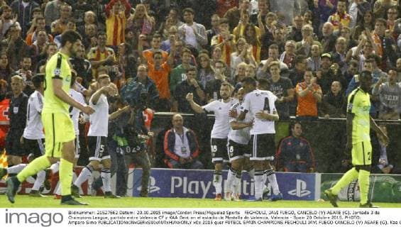 FEGHOULI, JAVI FUEGO, CANCELO (V) ASARE (G). Jornada 3 de Champions League, partido entre Valencia CF y KAA Gent en el estadio de Mestalla de Valencia, Valencia - Spain 20 Octubre 2015. PHOTO: Amparo Simo 