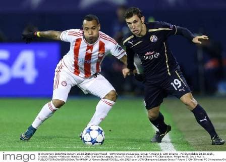 UEFA Champions League, Group F, Round 3, GNK Dinamo - FC Olympiakos 20.10.2015., Croatia, Zagreb - Maksimir Stadium - UEFA Champions League, Group F, Round 3, GNK Dinamo - FC Olympiakos. Felipe Pardo, Josip Pivaric.  GoranxStanzl PIXSELL