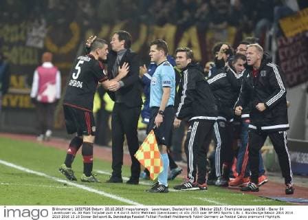 Leverkusen, Deutschland 20. Oktober 2015: Champions League 15 16 - Bayer 04 Leverkusen vs. AS Rom Torjubel zum 4:4 durch Admir Mehmedi (Leverkusen) ot