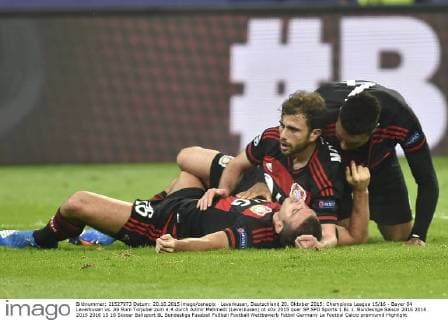 Leverkusen, Deutschland 20. Oktober 2015: Champions League 15 16 - Bayer 04 Leverkusen vs. AS Rom Torjubel zum 4:4 durch Admir Mehmedi (Leverkusen) ot