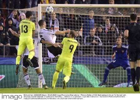 Mitrovic Stefan of KAA Gent battles in the air for the ball with Shkodran Mustafi defender of Valencia CF FOOTBALL : Valence vs La gantoise - Ligue des Champions - 20 10 2015 Photonews Panoramic 