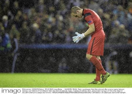 - VALENCIA, SPAIN: Gent s goalkeeper Matz Sels pictured after a soccer game between Spanish club Valencia CF and Belgian team KAA Gent in Valencia, Spain, Tuesday 20 October 2015, game three in group H of the group stage of the UEFA Champions League tournament. YORICKxJANSENS  x04725101x