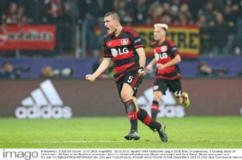 20.10.2015, Fussball UEFA Champions League 2015 2016, Gruppenphase, 3.Spieltag, Bayer 04 Leverkusen - AS Rom, in der BayArena Leverkusen. Jubel v.l. Kyriakos Papadopoulos (Bayer Leverkusen) und Kevin Kampl (Bayer Leverkusen) zum Tor zum 4:4 