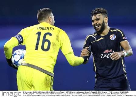 UEFA Champions League, Group F, Round 3, GNK Dinamo - FC Olympiakos 20.10.2015., Croatia, Zagreb - Maksimir Stadium - UEFA Champions League, Group F, Round 3, GNK Dinamo - FC Olympiakos. El Arabi Hilal Soudani, Roberto.  GoranxStanzl PIXSELL