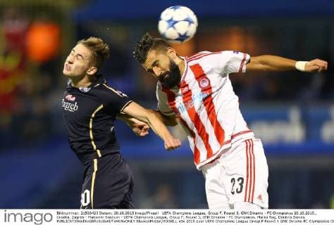 UEFA Champions League, Group F, Round 3, GNK Dinamo - FC Olympiakos 20.10.2015., Croatia, Zagreb - Maksimir Stadium - UEFA Champions League, Group F, Round 3, GNK Dinamo - FC Olympiakos. Marko Rog, Dimitris Siovas.  SlavkoxMidzor PIXSELL
