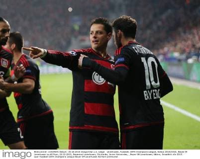 Leverkusen, Fussball, UEFA Champions League, Saison 2015 2016, Bayer 04 Leverkusen vs AS Rom, 20.10.2015, Bayarena Leverkusen, Chicharito, Javier Hernandez, , Bayer 04 Leverkusen, Aktion, Einzelbild