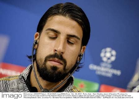 Oct. 20, 2015 - Turin, Italy - Sami Khedira, player of Juventus FC, closes his eyes during the press conference PK Pressekonferenz at Juventus Stadium before the Champions League match between Juventus FC and Borussia Mönchengladbach. Italy: Juventus FC v Borussia Monchengladbach - ZUMAp133
