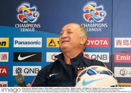 OSAKA, JAPAN - OCTOBER 20: (CHINA OUT) Head coach Luiz Felipe Scolari of Guangzhou Evergrand attends a press conference PK Pressekonferenz ahead of the semi finals match between Gamba Osaka and Guangzhou Evergrande as part of 2015 Asian Champions League on October 20, 2015 in Osaka, Japan.  CFP474624798 