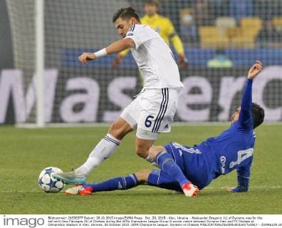 Oct. 20, 2015 - Kiev, Ukraine - Aleksandar Dragovic (L) of Dynamo vies for the ball with Cesc Fabregas (R) of Chelsea during the UEFA Champions League Group G soccer match between Dynamo Kiev and FC Chelsea at Olimpiyskiy stadium in Kiev, Ukraine, 20 October 2015. UEFA Champions League: Dynamo vs Chelsea  - ZUMAn230
