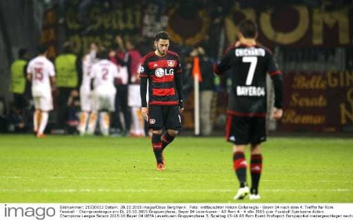 Foto: enttäuschter Hakan Calhanoglu - Bayer 04 nach dem 4. Treffer für Rom Fussball - Championsleague am Di. 20.10.2015 Gruppenphase, Bayer 04 Leverkusen - AS Rom 4 - 4