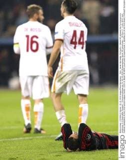 Foto: Javier Hernadez Chichurito - Bayer 04 verpasst die Torchance zum möglichen 5-4 Siegtreffer Fussball - Championsleague am Di. 20.10.2015 Gruppenphase, Bayer 04 Leverkusen - AS Rom 4 - 4