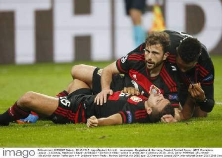 Leverkusen , Deutschland, Germany, Fussball,Football,Soccer, UEFA Champions League , 3.Spieltag, Matchday 3 Bayer Leverkusen - AS Rom 4:4 Bay - Arena in Leverkusen Germany 20.10. 2015, Admir MEHMEDI (LEV)-Mitte- läßt sich für seinen Treffer zum 4-4- Endstand feiern Photo : Norbert Schmidt