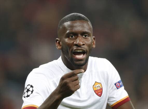 Leverkusen , Deutschland, Germany, Fussball,Football,Soccer, UEFA Champions League , 3.Spieltag, Matchday 3 Bayer Leverkusen - AS Rom 4:4 Bay - Arena in Leverkusen Germany 20.10. 2015, Enttäuschte Leverkusener : Antonio RÜDIGER (Roma) Photo : Norbert Schmidt