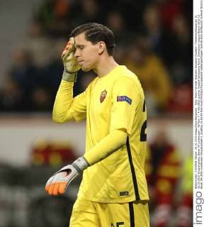 Foto: Roms Torhüter Wojciech Szczesny Fussball - Championsleague am Di. 20.10.2015 Gruppenphase, Bayer 04 Leverkusen - AS Rom 4 - 4