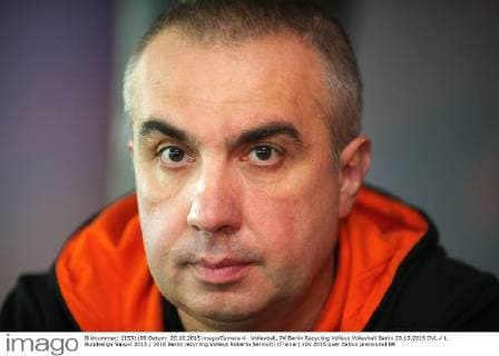 Volleyball, PK Berlin Recycling Volleys Volleyball Berlin 20.10.2015 DVL 1. Bundesliga Saison 2015 2016 Berlin recycling Volleys Roberto Serniotti (Trainer)