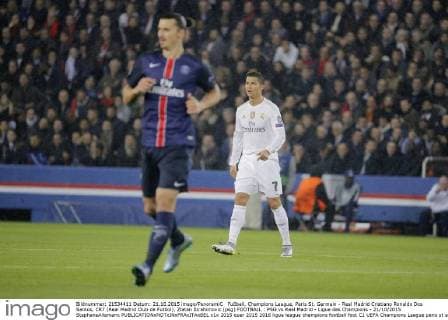 Fußball, Champions League, Paris St. Germain - Real Madrid Cristiano Ronaldo Dos Santos, CR7 (Real Madrid Club de Futbol), Zlatan Ibrahimovic (psg) FOOTBALL : PSG vs Real Madrid - Ligue des Champions - 21 10 2015 StephaneAllamanx 