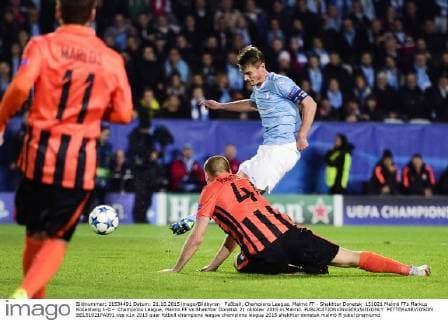 Fußball, Champions League, Malmö FF - Shakhtar Donetsk 151021 Malmö FFs Markus Rosenberg 1-0 - Champions League, Malmö FF vs Shakhtar Donetsk 21 oktober 2015 in Malmö.  PETTERxARVIDSON BB151021PA091