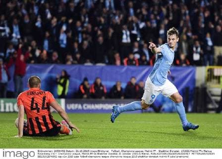 Fußball, Champions League, Malmö FF - Shakhtar Donetsk 151021 Malmö FFs Markus Rosenberg 1-0 - Champions League, Malmö FF vs Shakhtar Donetsk 21 oktober 2015 in Malmö.  PETTERxARVIDSON BB151021PA092