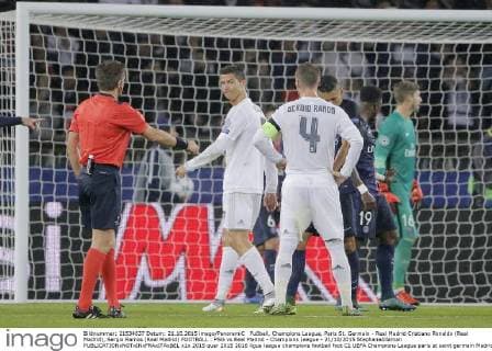 Fußball, Champions League, Paris St. Germain - Real Madrid Cristiano Ronaldo (Real Madrid), Sergio Ramos (Real Madrid) FOOTBALL : PSG vs Real Madrid - Champions League - 21 10 2015 StephaneAllaman 