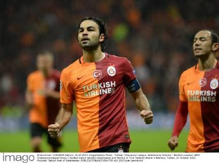 Fußball, Champions League, Galatasaray Istanbul - Benfica Lissabon UEFA Champions League Group C football match between Galatasaray and Benfica at Turk Telekom Arena in Istanbul, Turkey, 21 October 2015. Pictured: Selcuk Inan of Galatasaray. 