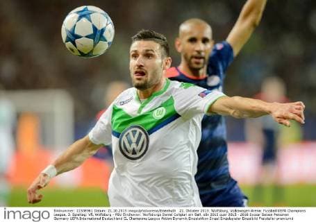 21. Oktober 2015: Wolfsburg, Volkswagen Arena: Fussball UEFA Champions League, 3. Spieltag: VfL Wolfsburg - PSV Eindhoven: Wolfsburgs Daniel Caligiuri am Ball.