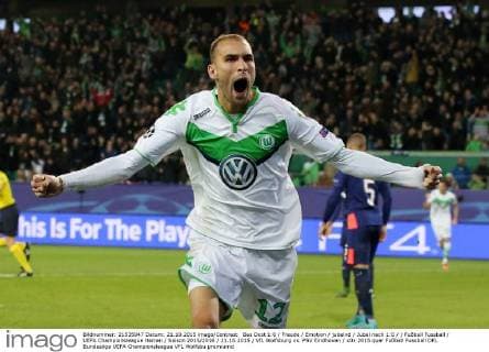 Bas Dost 1:0 Freude Emotion jubelnd Jubel nach 1:0 Fußball Fussball UEFA Championsleague Herren Saison 2015 2016 21.10.2015 VfL Wolfsburg vs. PSV Eindhoven