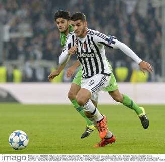 Fußball, Champions League, Juventus Turin - Borussia Mönchengladbach Alvaro Morata Juventus, Mahmoud Dahoud Borussia, Torino 21-10-2015 Juventus Stadium Football Calcio Champions League 2015 2016 Group Stage Group D Juventus - Borussia Monchengladbach filippoxalfero