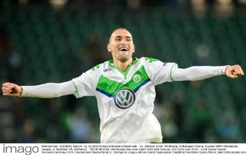 21. Oktober 2015: Wolfsburg, Volkswagen Arena: Fussball UEFA Champions League, 3. Spieltag: VfL Wolfsburg - PSV Eindhoven: Wolfsburgs Bas Dost jubelt nach dem Schluss.