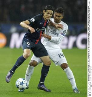 Fußball, Champions League, Paris St. Germain - Real Madrid Champions League match between Paris St Germain PSG and Real Madrid. In this picture, Cavani and Casemiro. xANGELxRIVEROx 