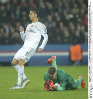 Fußball, Champions League, Paris St. Germain - Real Madrid Ronaldo vs Kevin Trapp FOOTBALL : Paris Saint Germain vs Real Madrid - Champions League - 21 10 2015 Moa 