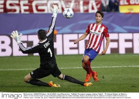Fußball, Champions League, Atletico Madrid - FK Astana Atletico de Madrid s Oliver Torres scores a goal during Champions League soccer match between Atletico de Madrid and FC Astana at Vicente Calderon stadium in Madrid, Spain. October 21, 2015.  (20151021045)