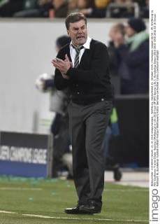 Wolfsburg, Deutschland 21. Oktober 2015: Champions League 15 16 - VfL Wolfsburg vs. PSV Eindhoven Trainer Dieter Hecking (Wolfsburg) ot