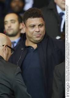 Fußball, Champions League, Ronaldo auf der Tribüne in Paris PSG and Real Madrid at Parc des Princes, Paris, UEFA Champions League 2015 16, Ronaldo 