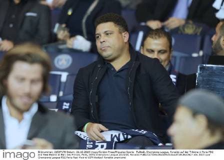 Fußball, Champions League, Ronaldo auf der Tribüne in Paris PSG and Real Madrid at Parc des Princes, Paris, UEFA Champions League 2015 16, Ronaldo 