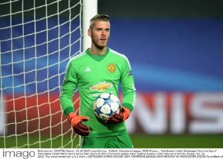 Fußball, Champions League, ZSKA Moskau - Manchester United Goalkeeper David de Gea of Manchester United ManU reacts during their Group B UEFA Champions league match against Russia s CSKA Moscow in Khimki, Russia, Oct. 21, 2015. The match ended with a 1-1 draw. ) (SP)RUSSIA-KHIMKI-SOCCER-UEFA CHAMPIONS LEAGUE-CSKA MOSCOW VS MANCHESTER UNITED PavelxBednyakov 