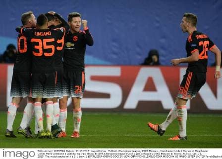 Fußball, Champions League, ZSKA Moskau - Manchester United Players of Manchester United ManU celebrate a goal during their Group B UEFA Champions league match against Russia s CSKA Moscow in Khimki, Russia, Oct. 21, 2015. The match ended with a 1-1 draw. ) (SP)RUSSIA-KHIMKI-SOCCER-UEFA CHAMPIONS LEAGUE-CSKA MOSCOW VS MANCHESTER UNITED PavelxBednyakov 